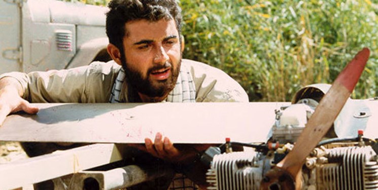 شهید اصغرزاده در فیلم مهاجر ابراهیم حاتمی کیا نقش پهپاد در دفاع مقدس