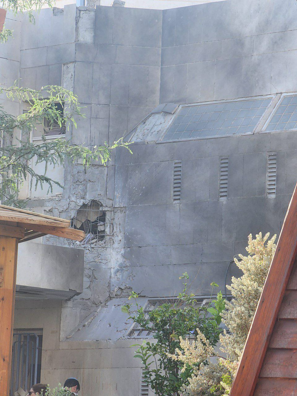 آثار سقوط پهپاد در جنوبی ترین نقطعه اراضی اشغالی یعنی بندر ایلات