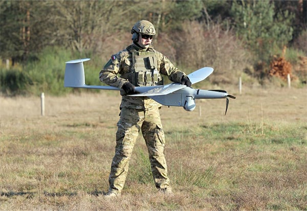 ویژگی‌های عملیاتی پهپاد دست‌پرتاب FLYEYE: