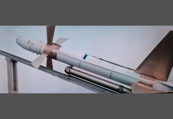 رونمایی از موشک 359؛ گامی به‌سوی برتری در دفاع هوایی