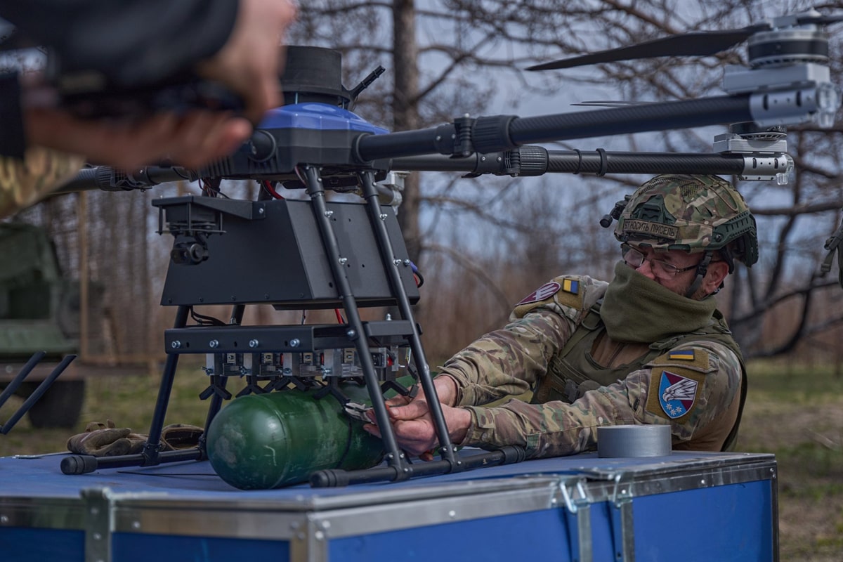«ومپایر»؛ عملیات شبانه تیپ ۲۵ هوابرد اوکراین با پهپادهای قاتل