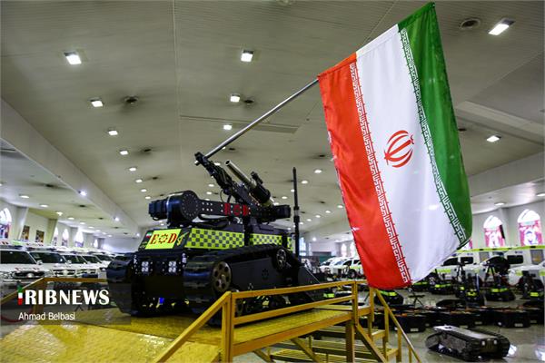 ربات های زمینی هوایی و دریایی سپاه به خدمت فراخوانده شدند 9