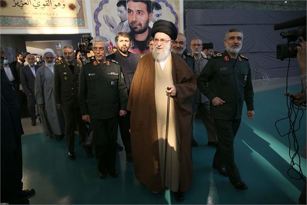 بازدید از نمایشگاه دستاوردهای نیروی هوافضای سپاه پاسداران