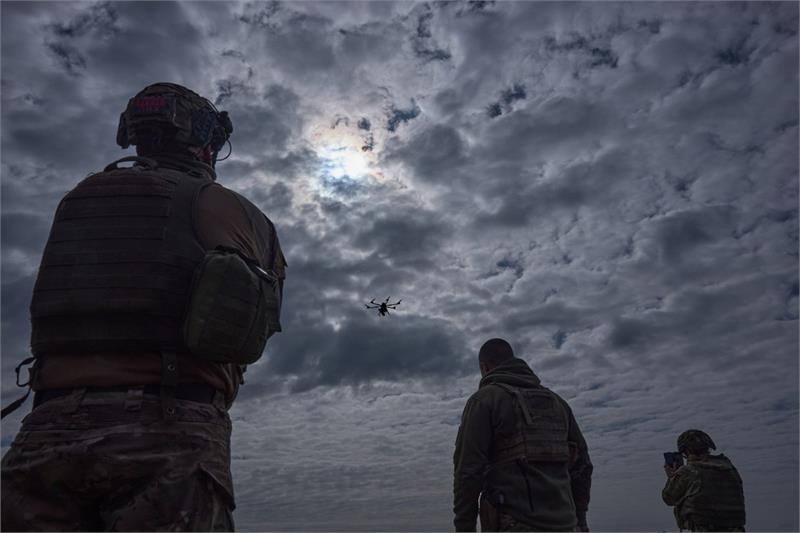 «ومپایر»؛ عملیات شبانه تیپ ۲۵ هوابرد اوکراین با پهپادهای قاتل